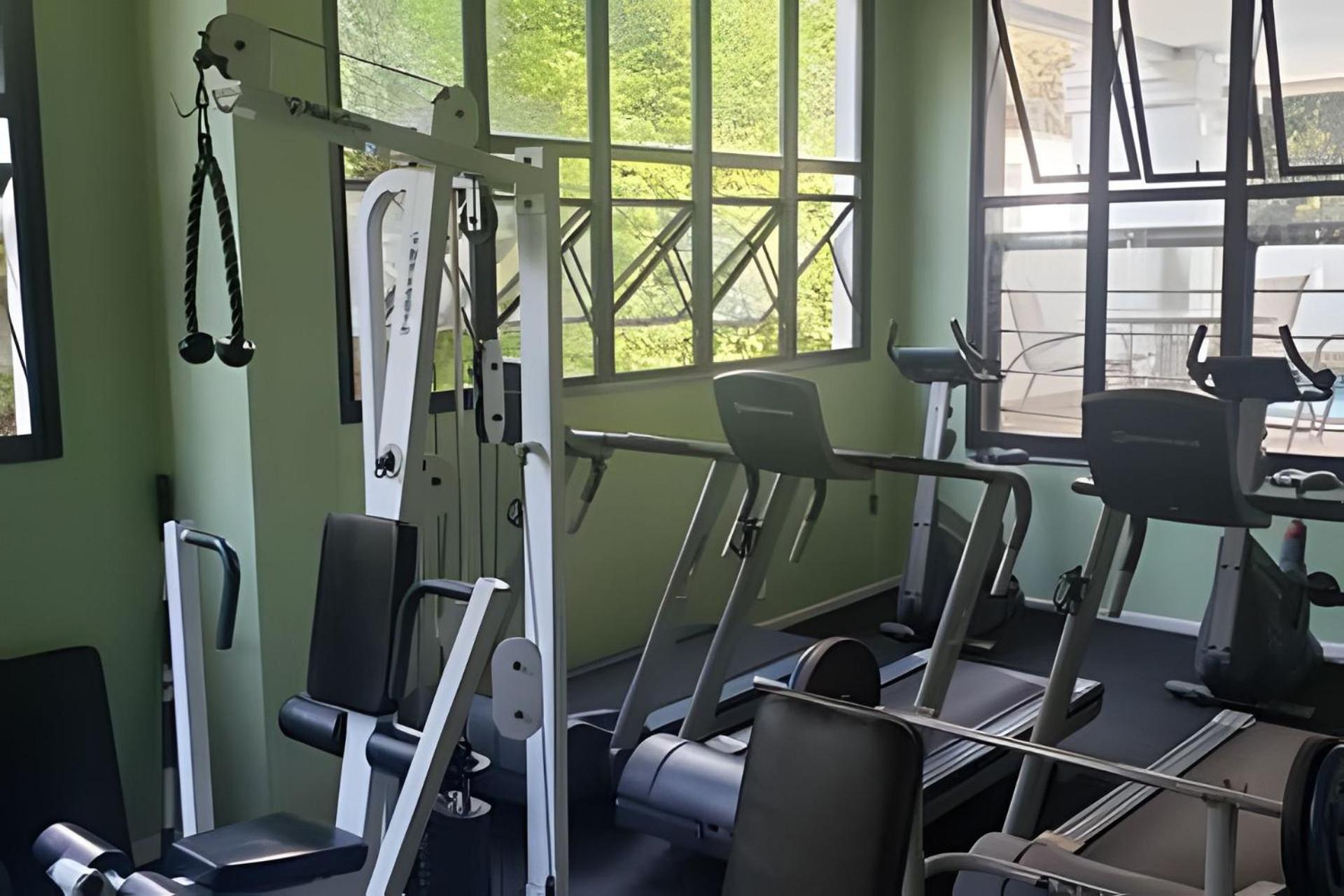 Em Laranjeiras: Seu Refugio Urbano Com Piscina E Academia Apartamento *